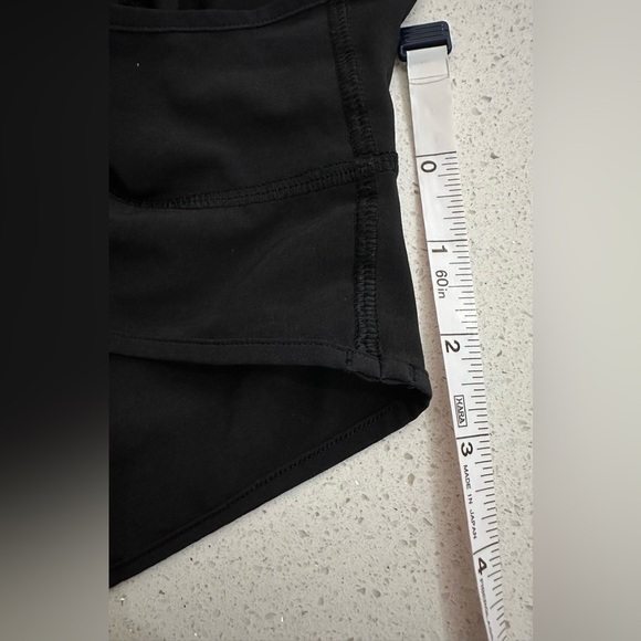 Lululemon: Women’s Hotty Hot Short II - Size 12 - Picture 8 of 13